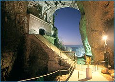 Hotel near Grottes de la Balme